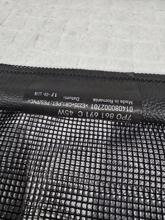 OEM 7P0861691C Kofferbakrolnet VW Touareg image 10