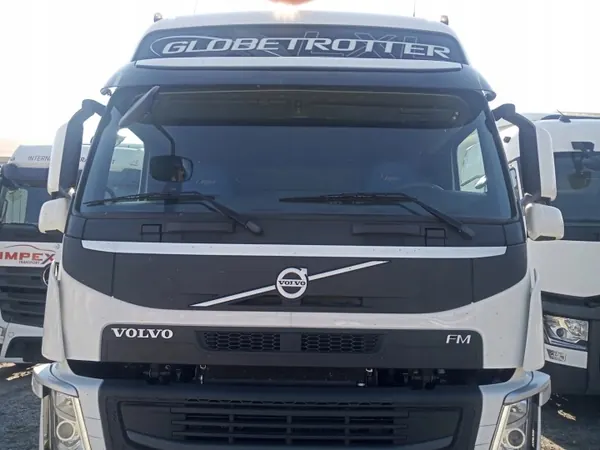 Volvo FM4 XL Cabine Haute Complète OEM 85140140 - 2015 image 2