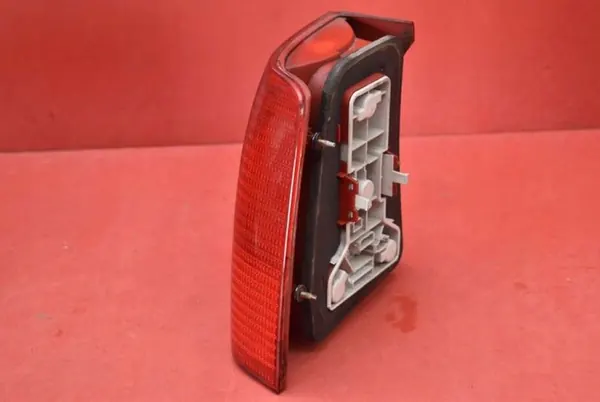 Luz Trasera Derecha VW Passat B5 Sedán 96-00 3B5945096F image 3