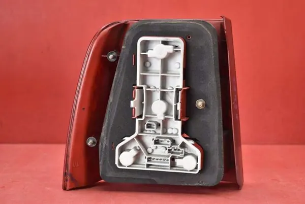 Luz Trasera Derecha VW Passat B5 Sedán 96-00 3B5945096F image 4