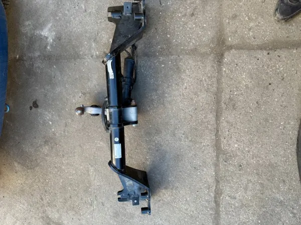 Gancho de remolque eléctrico OEM 760803881H VW Touareg III image 4