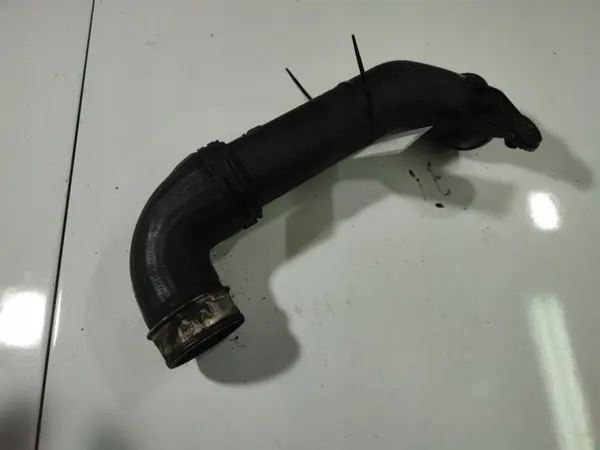 Intercooler-letku OEM EIS-2778664 Volkswagen Passatille image 4