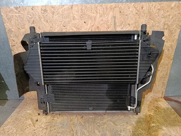 Radiator Set Mercedes ML W163 CDI A1635000293 image 2
