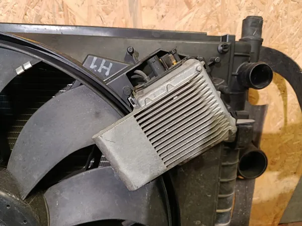 Radiator Set Mercedes ML W163 CDI A1635000293 image 5