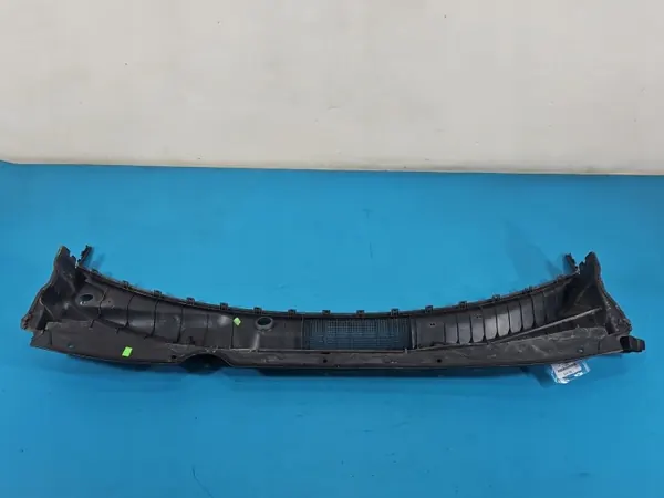 KIA Sportage III Windschutzscheiben-Dichtung OEM 86151-3U000 image 4