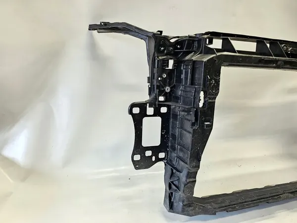 Audi Q3 83A Frontverstärkung 83A805594H image 2