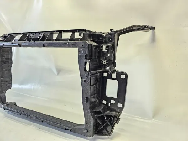 Audi Q3 83A Frontverstärkung 83A805594H image 3