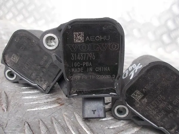 VOLVO XC40 II Bobina de Ignição 1.5 T Híbrido Conjunto de 3 31437796 image 4