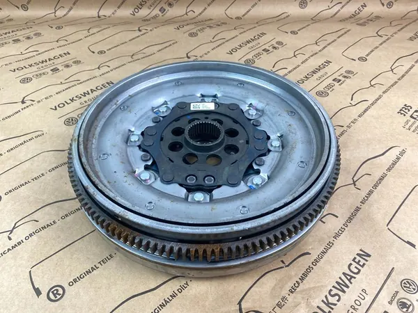 Volante Duplo VW Audi LUK 05L105266J image 4