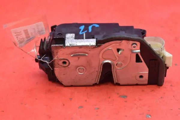 Left Front Door Lock BMW E90 Sedan 04-10 OEM 7059967 image 3