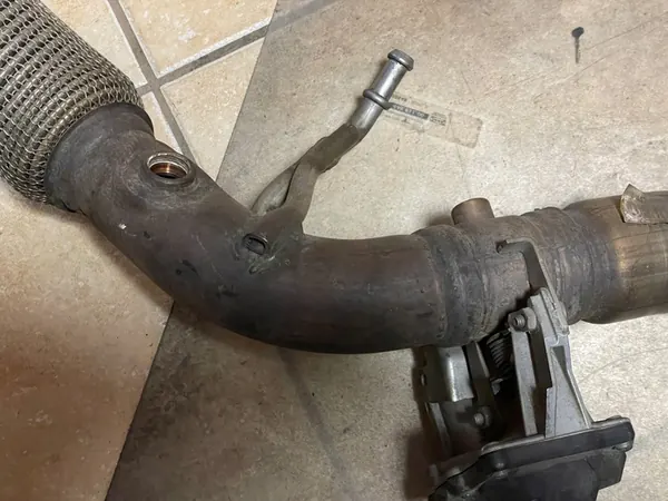 VITO W447 1.6 dci Exhaust Pipe A4474903381 image 3