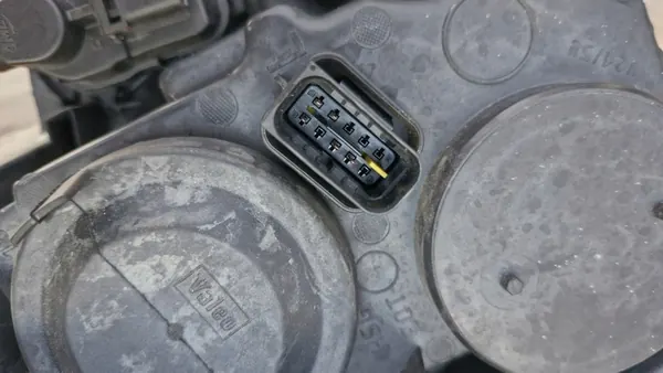 Linker Voorlicht Peugeot 208 II OEM 9823194080 image 6