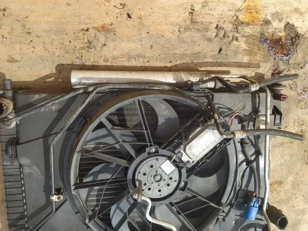Radiatorventilator Mercedes W211 2.2CDI OEM 555 image 9