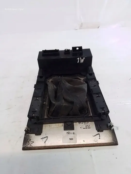 Mercedes-Benz ML W163 Tunnel Decor Schakelaars A1638205010 image 4