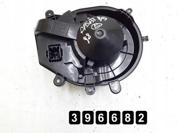 VW Passat Verwarmingsventilator OEM TG26 - Gebruikt image 2