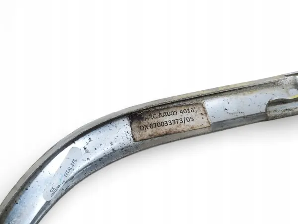 Maserati Levante Moldura Janela Traseira OEM 670033373 image 6