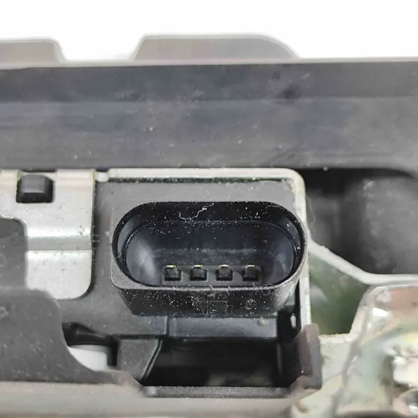 Bakluckslås VW TOUAREG 3.0L 7P0827505E image 5