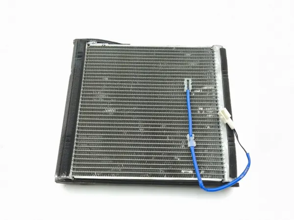 Évaporateur climatisation Toyota Prius 2018 OEM AMD206888 image 4