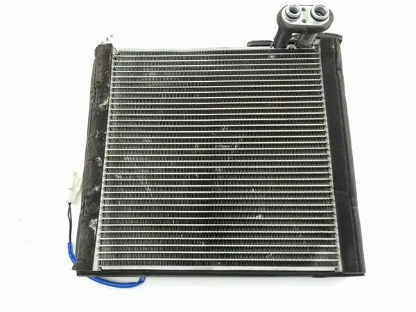 Évaporateur climatisation Toyota Prius 2018 OEM AMD206888 image 7
