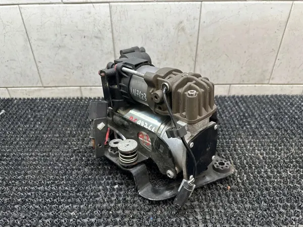Pneumatic Suspension Compressor BMW 7 G11 G12 SOM10656 image 2