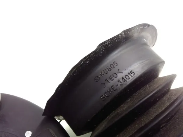 Vorderer rechter Stoßdämpferschutz OEM BCKE34015 Mazda image 4