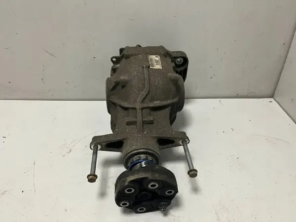 Achterdifferentieel BMW 5 G30 G31 G38 8632067 image 3