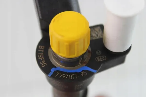 Injecteur BMW OE 360211142 pour E90 E91 2.0D image 3