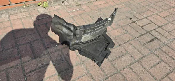 Audi OE 4G0853887C Front Left Wheel Arch image 2