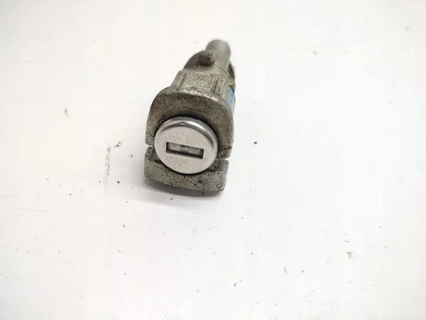 Deurslotcilinder VW Golf V 2004-2008 Links OEM 1K0837167C image 2