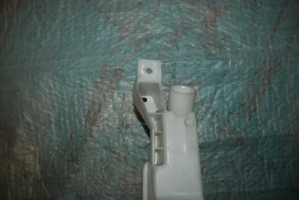 Pesunesteen säiliö Nissan Qashqai J12 2021- 28910-6UA0A image 7