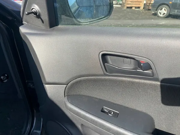 Panel de puerta lateral Hyundai OE AK-12-725979 image 4