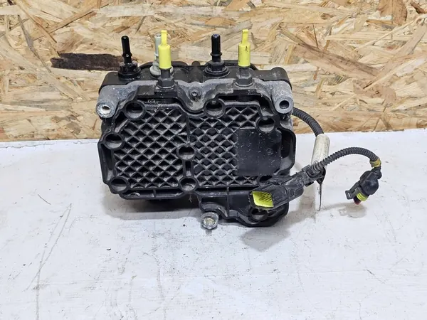 IVECO STRALIS HI-WAY - POMPE ADBLUE OEM 05043818680 image 3