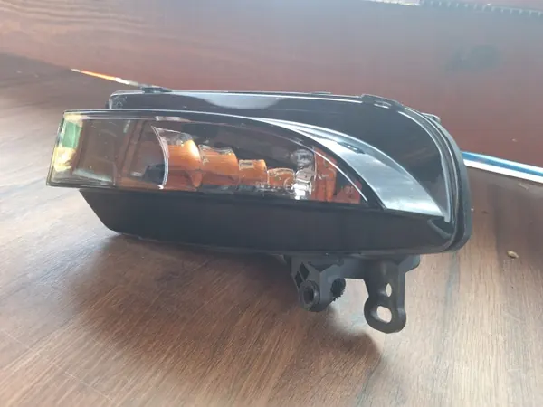 OEM 8T0941699F Vänster dimljus för Audi A5 8T image 3