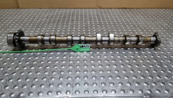Árbol de levas admisión OEM 06DAN 2.0 FSI 150CV image 2