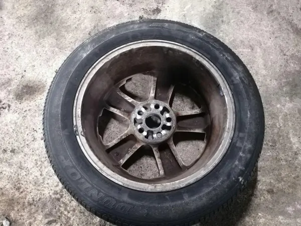 Rueda de repuesto Lexus RX OEM 23555R18 - Usada image 3