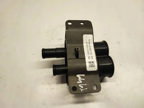 Tesla värmekärnventil OEM 100311700H - Begagnad image 9