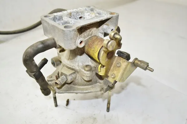 Carburateur Renault OEM 8679E 01891 3684 - Occasion image 7