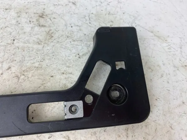 Toyota Mirai II achter kentekenplaathouder OEM 52114-62050 image 4