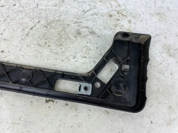 Toyota Mirai II achter kentekenplaathouder OEM 52114-62050 image 7