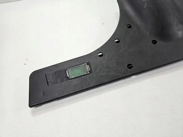 Volkswagen Transporter T6 Revestimento da Porta Direita 7L1863098 image 2