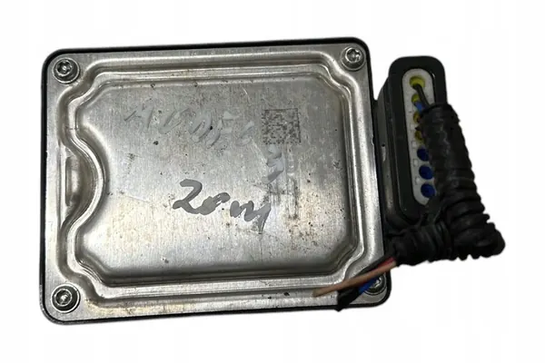 Tesla Model 3 Controllers 110864700D image 4