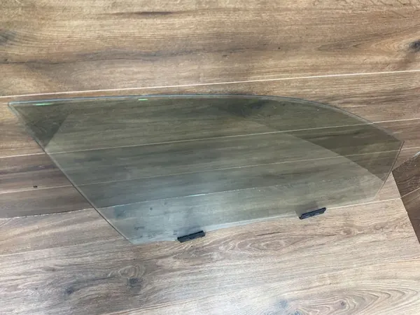 Cristal puerta delantera derecha OEM 9Y0845022D Porsche Cayenne image 4