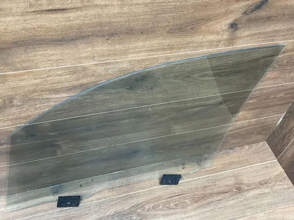 Cristal puerta delantera derecha OEM 9Y0845022D Porsche Cayenne image 8