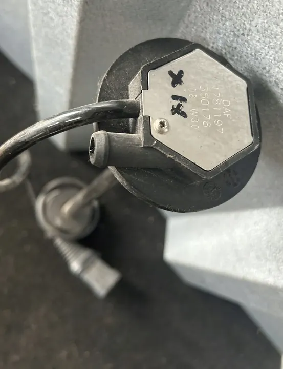 Flotteur Capteur Niveau AdBlue DAF XF 105 image 3