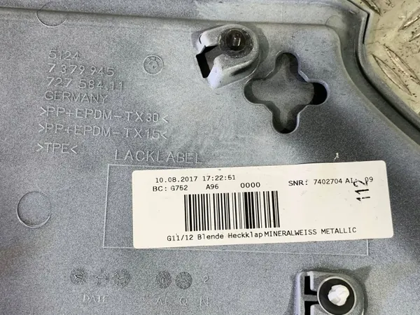 BMW OE 7379945 Achterklepspoiler - Gebruikt image 3