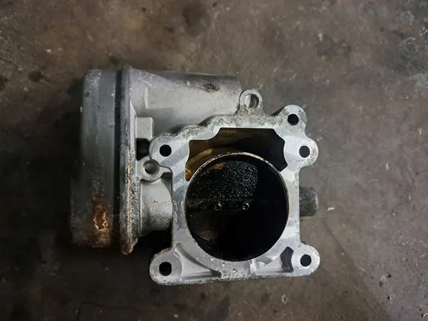 Drosselklappe Saab 12791257 image 3