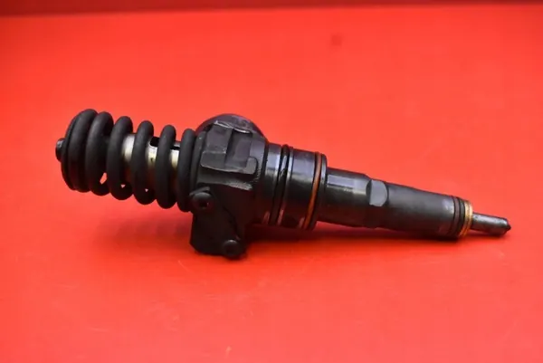 Pompe d'injection OEM 038130073AJ pour VW Passat B5 1.9 TDI image 4