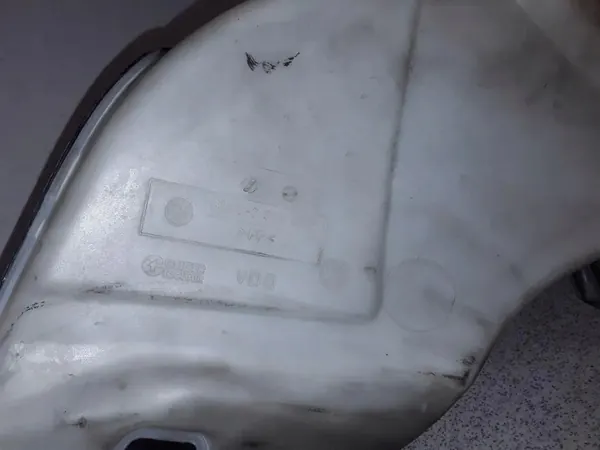 Scheibenwaschbehälter BMW 3 E46 OEM 61677008057 Gebraucht image 3