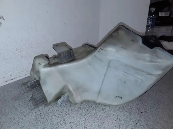 Scheibenwaschbehälter BMW 3 E46 OEM 61677008057 Gebraucht image 5