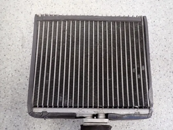 Condenseur AC Mitsubishi Lancer CS 03-07 Pièce OEM image 3